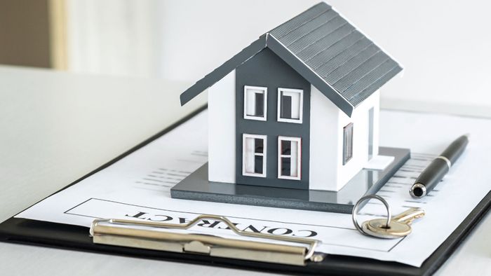 Selling vs. Renting Header.jpg